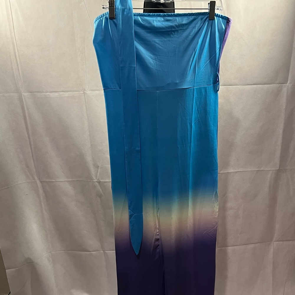 ⭐️⭐️Hot Deal ⭐️⭐️‼️‼️Women’s Ombre Jumpsuit W/Belt/bag.NWT. Sizes L/XL. - NWT - Picture 9 of 16